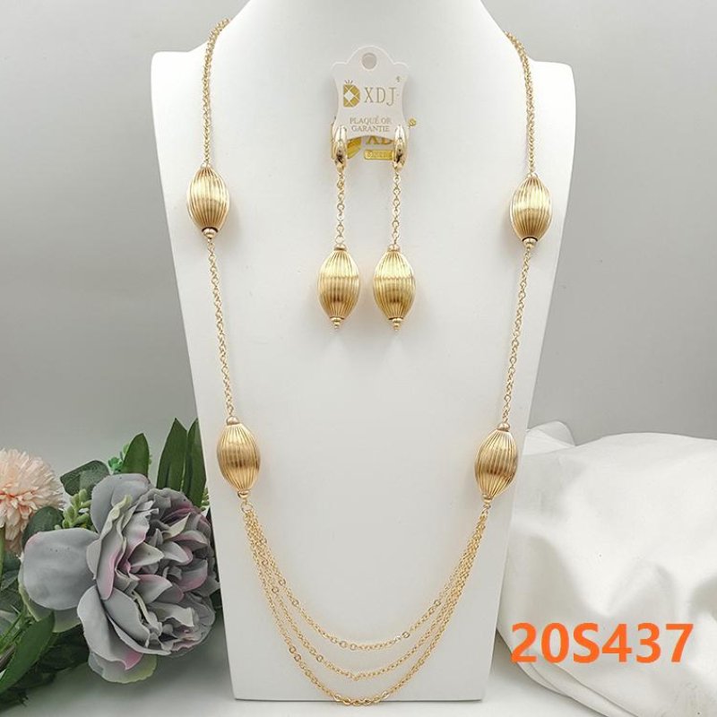 Jewelries